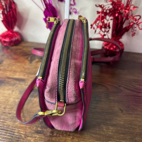 FOSSIL Fuchsia Crossbody - Picture 4 of 7